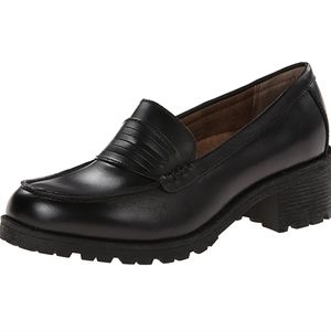 Eastland Women's Newbury Penny Loafer 11